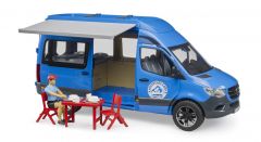 02684 - BRUDER - MERCEDES BENZ SPRINTER KAMPER Z FIGURKĄ I AKCESORIAMI