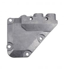 DZ122690 - JOHN DEERE - OBUDOWA / ADAPTER SPŁYWU OLEJU